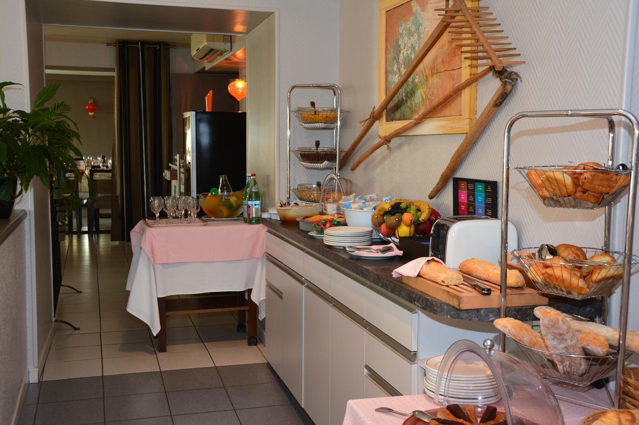 Logis Hotel Bellevue Bessines-sur-Gartempe Luaran gambar